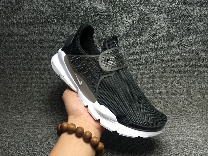 Super Max Perfect Nike Sock Dart  Shoes (98%Authentic)--001